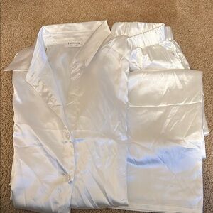 JCPenney White Satin Sleepwear Set
